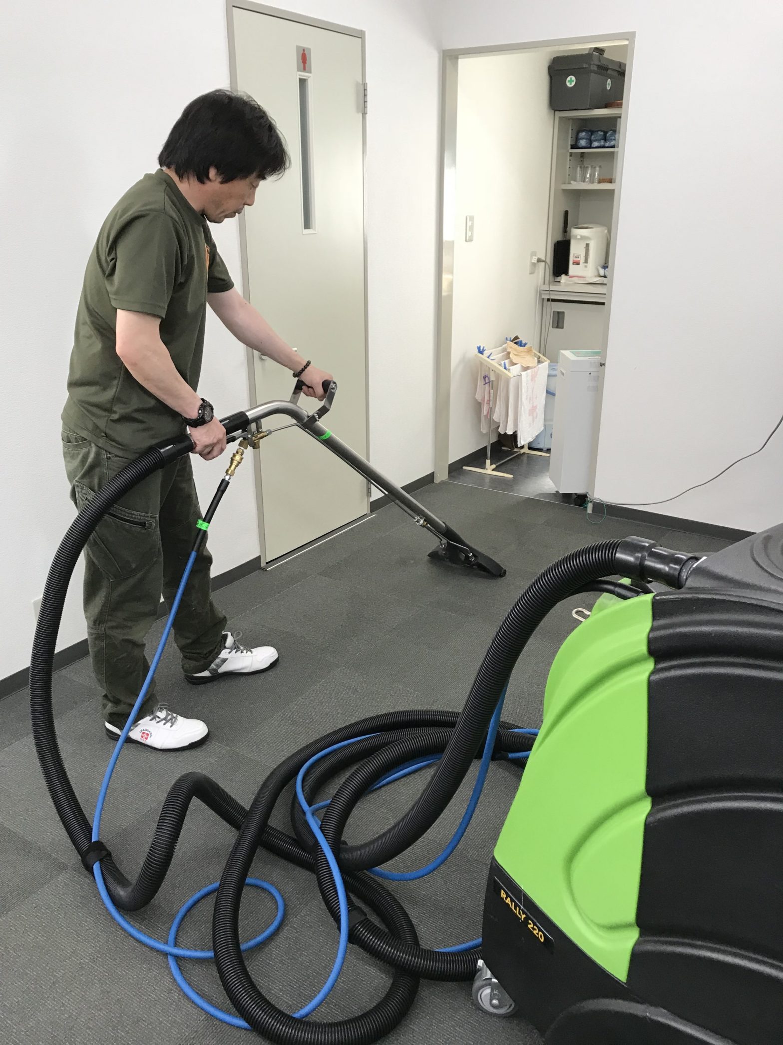 タイルカーペットクリーニング ポリテック株式会社